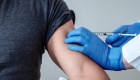 ¿Hay riesgo de contagiar el virus luego de ser vacunado?