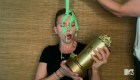 Scarlett Johanson es bañada en slime durante los MTV Movie & TV Awards