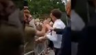 Video registra agresión a Emmanuel Macron