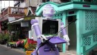 Robot se adapta a la pandemia en Indonesia