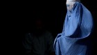 5 cosas que los talibanes le han prohibido a las mujeres