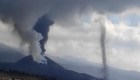 Captan una tolvanera en la ladera del volcán de La Palma