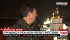 Se escuchan explosiones cerca de Kyiv durante reporte en vivo