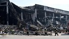 Amanpour visita suburbio en Kyiv azotado por bombardeos