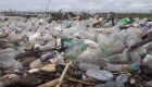 Toneladas de basura inundan las playas de Honduras