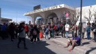 Desesperación llevó a migrantes a manifestarse en el cruce fronterizo