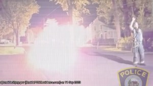 Video muestra explosión de una casa causada por una camioneta
