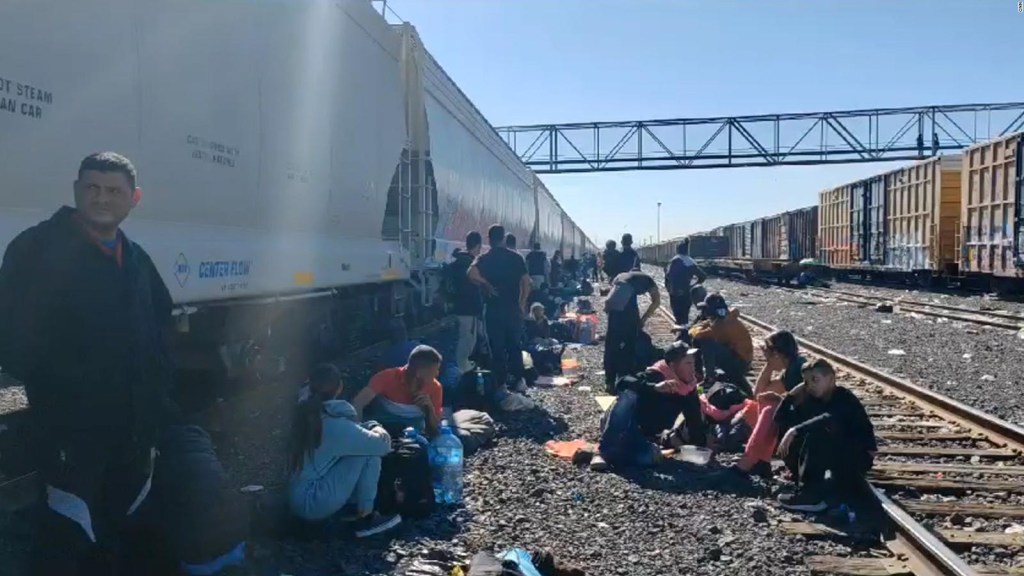 Crisis migratoria obliga a suspender trenes de carga en México