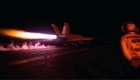 Imágenes de los F-18 despegando del portaaviones