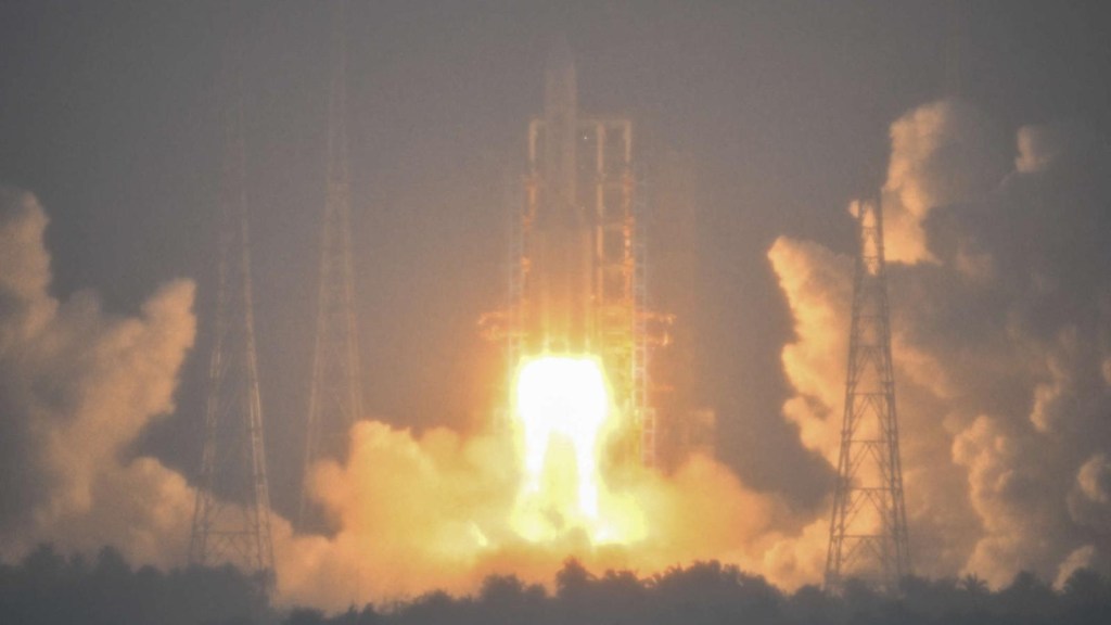 China lanza con éxito la sonda lunar Chang'E-6