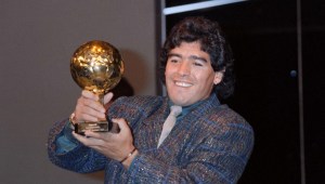 El Balón de Oro de Diego Maradona será subastado
