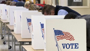 Jóvenes votantes son clave en Michigan