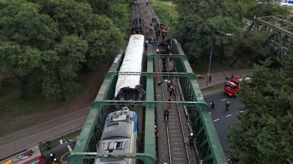 Colisión de trenes en Buenos Aires deja 90 heridos