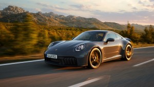 Porsche presenta la versión híbrida de su modelo 911