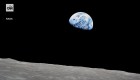 Esta foto desde la Luna fue tomada por Bill Anders, fallecido en un accidente de avión