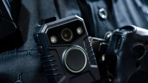 Trabajadores de TJ Maxx usarán cámaras corporales para seguridad