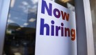La creación de empleos en EE.UU. se disparó con 272.000 puestos