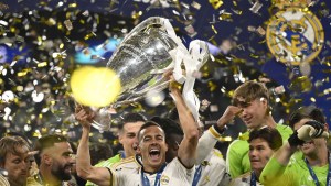Los jugadores del Real Madrid reaccionan a su nuevo título de Champions League