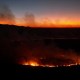 Incendios en el humedal tropical más grande del mundo en Brasil preocupan a habitantes de la zona