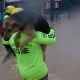 Carabineros de Chile rescatan a un perro en medio de las fuertes inundaciones