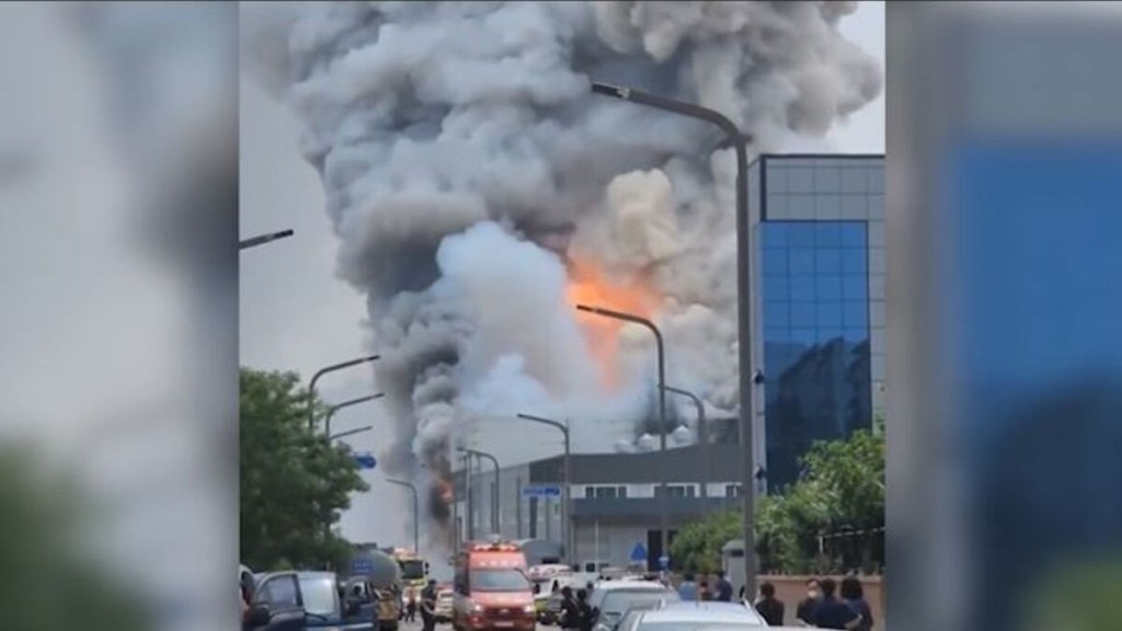Video capta el incendio en una fábrica de baterías de litio en Corea del Sur