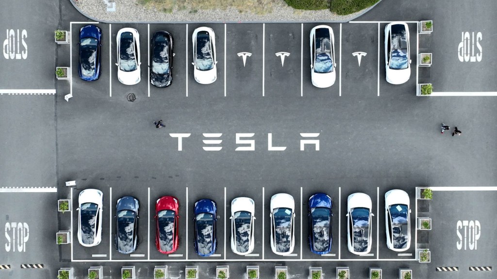 Tesla entra en la lista de compras del gobierno chino por primera vez