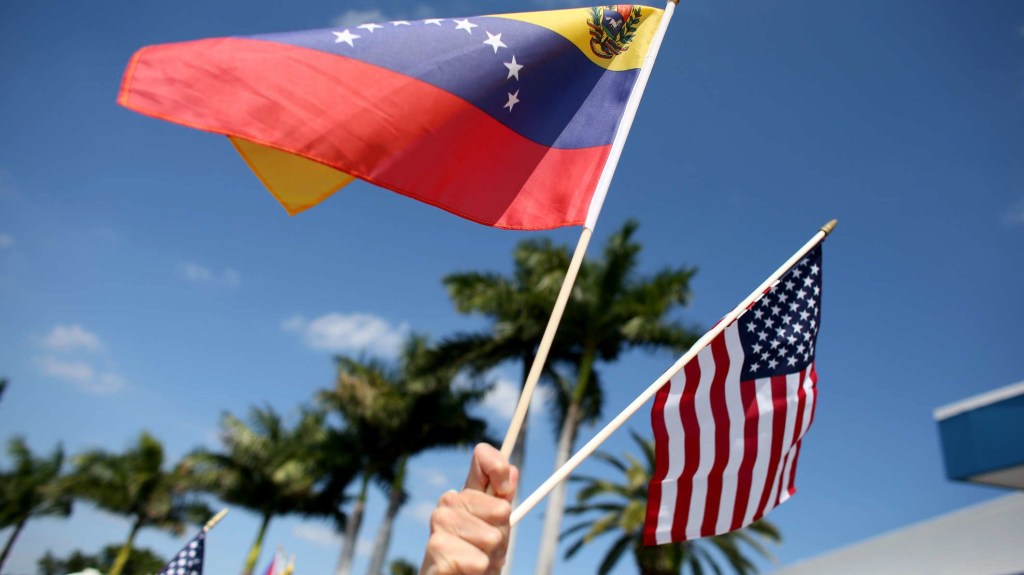 Conversaciones entre Venezuela y EE.UU. buscan proteger el proceso electoral, dice politólogo