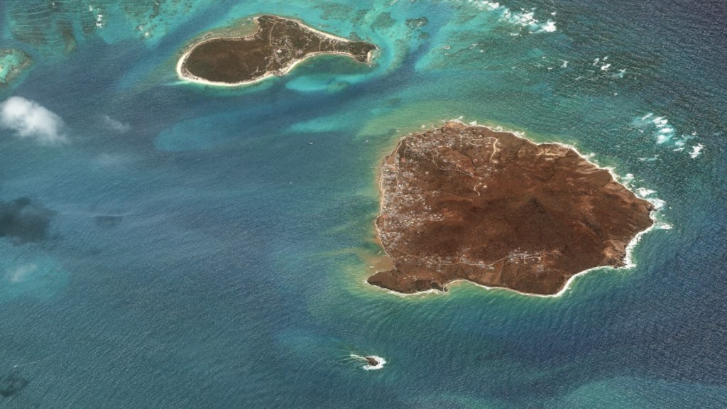 Imágenes satelitales muestran destrucción tras el paso del huracán Beryl