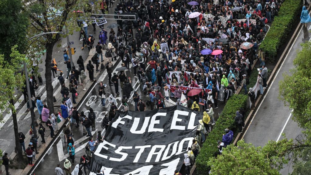 Se cumplen 10 años de la desaparición de normalistas de Ayotzinapa