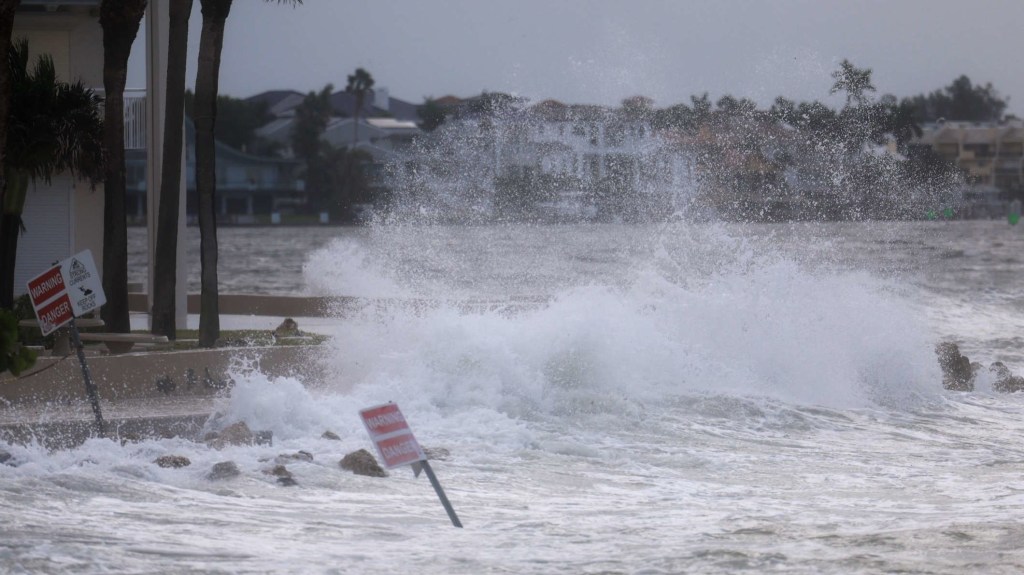 Helene podría convertirse en una de las tormentas más grandes del siglo, advierten expertos