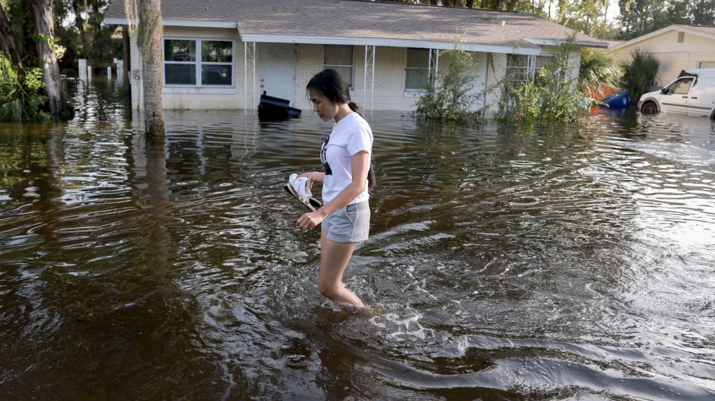 Helene dejó destrucción e inundaciones a su paso por Florida