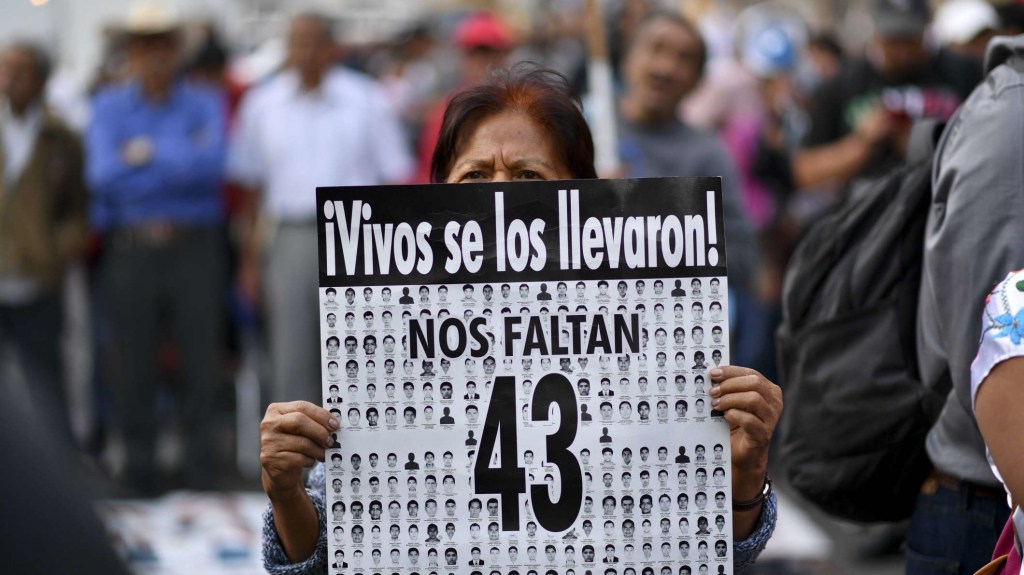 A 10 años del caso Ayotzinapa, Fernando del Rincón recuerda la cobertura y los primeros reportes