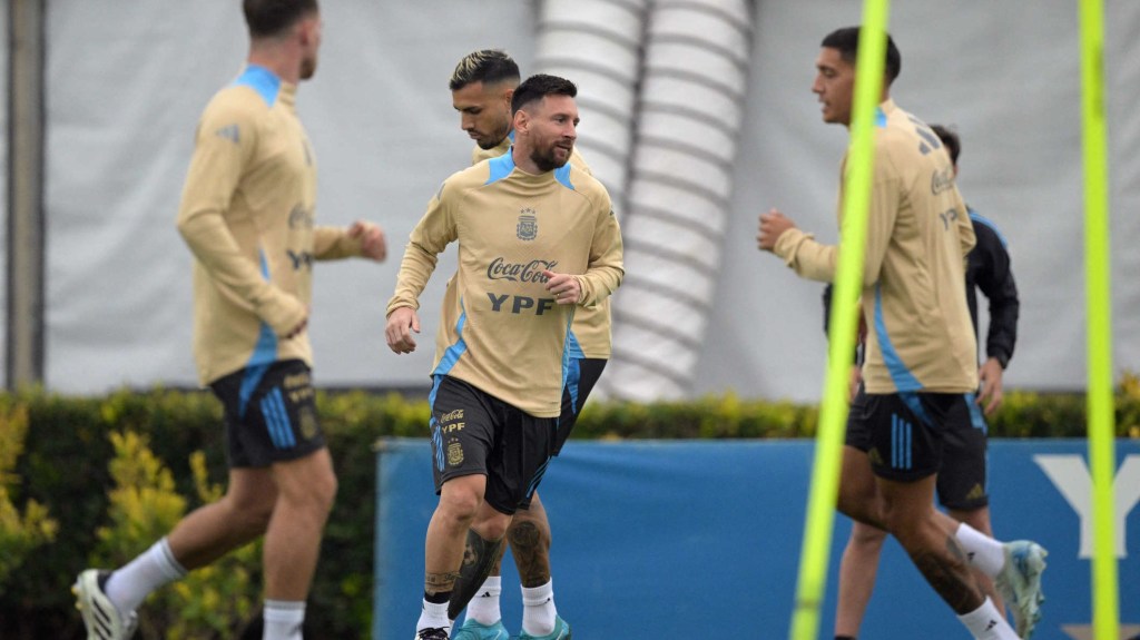 Argentina y Messi, listos para enfrentar a Bolivia