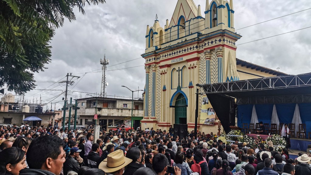 Iglesia católica de México se manifiesta por la violencia en el país