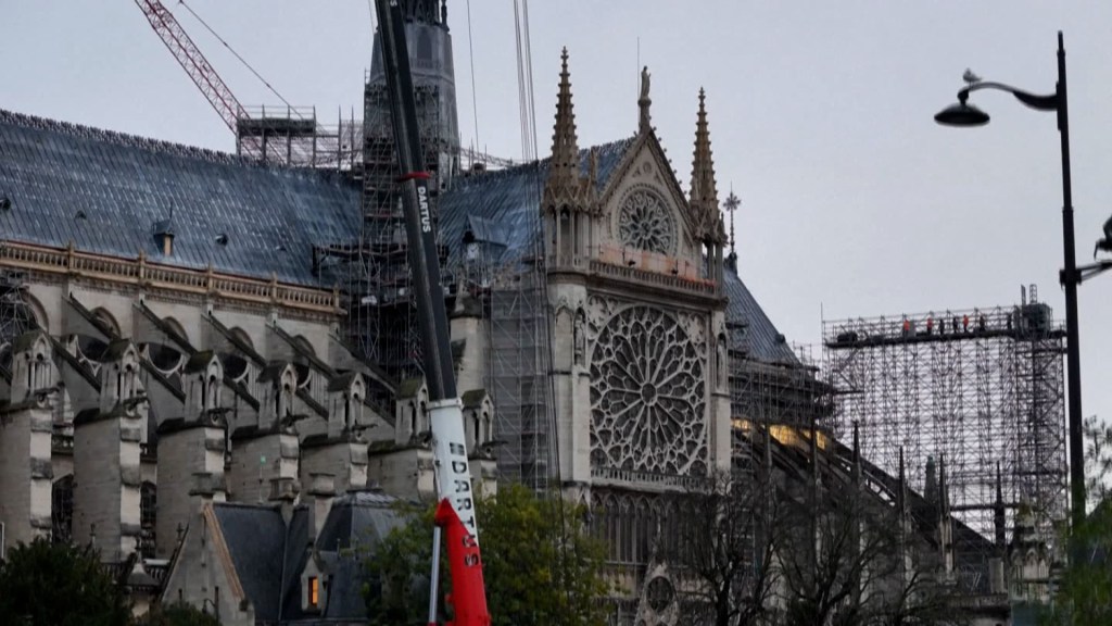 Así luce Notre Dame desde el cielo antes de su reapertura