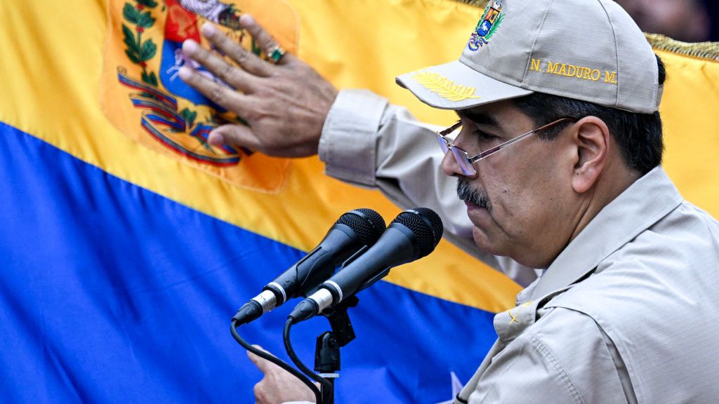 Maduro acusa a González Urrutia de “promover una guerra civil” en Venezuela