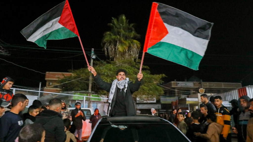 Celebran en Gaza el acuerdo de cese del fuego entre Israel y Hamas