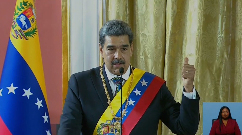 Maduro dice que Venezuela “está en paz” en su primer discurso luego de prestar juramento presidencial